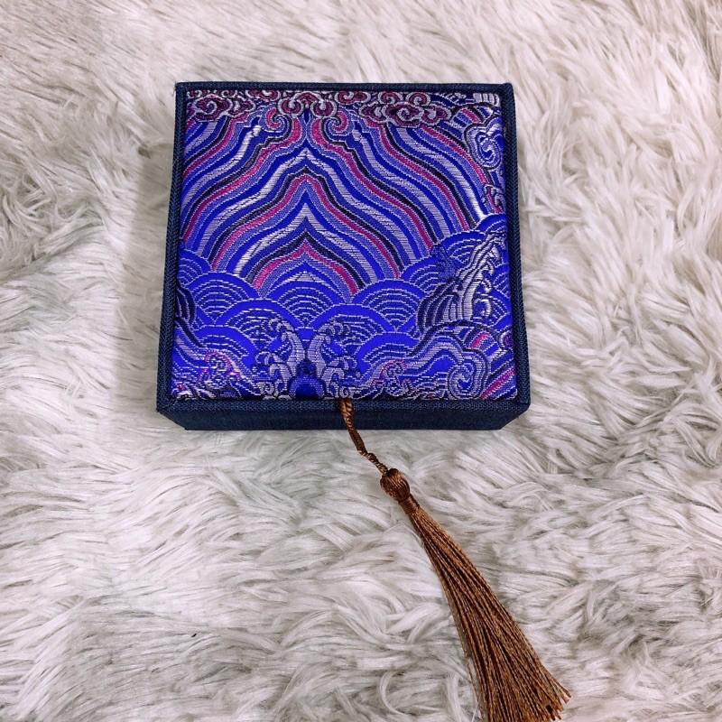 Hộp gấm xanh thêu❤️loại 1❤️ rẻ nhất sẵn sll | BigBuy360 - bigbuy360.vn