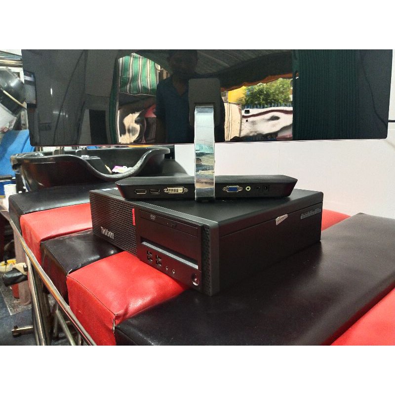 Combo máy tính để bàn Lenovo Thinkcentre và màn hình AOC | BigBuy360 - bigbuy360.vn