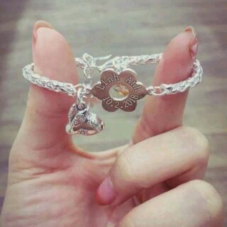 Lắc tay khắc tên cho bé