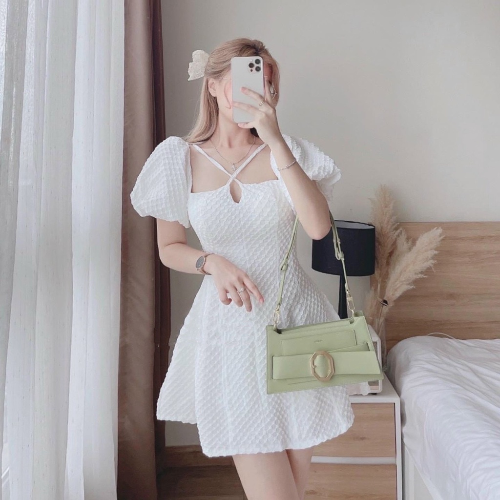 ĐẦM XỐP ĐAN CHÉO CỔ YẾM Ô VUÔNG BIGSIZE