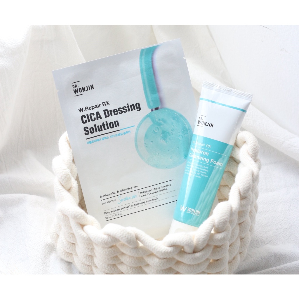 Sữa rữa mặt Wonjin Hyalurron Cleansing Foam 100ml