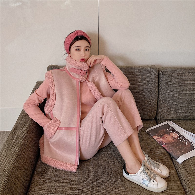 Set Áo Khoác Lông Cừu Sát Nách + Áo Sát Nách + Quần Dài + Áo Hai Dây Màu Hồng Đào | BigBuy360 - bigbuy360.vn