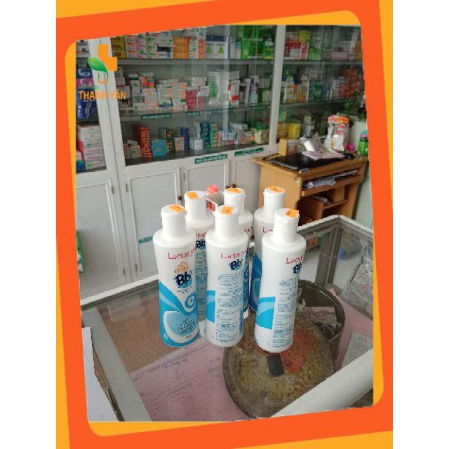 Sữa tắm Lactacyd BB 250ml chống rôm sảy Cao cấp