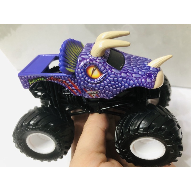 Xe Monster Jam mã MJ253-2774 mới về của hãng Spin Master
