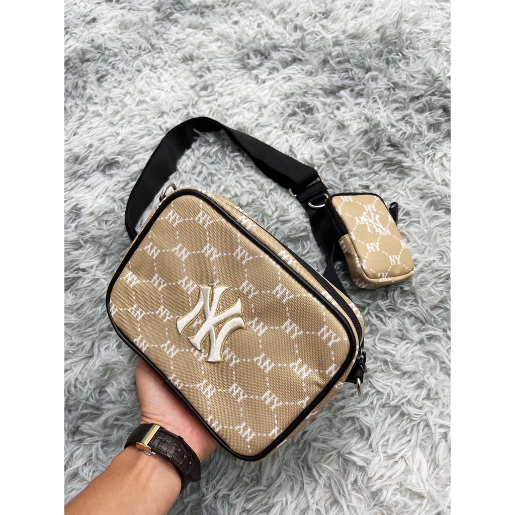 TÚI ĐEO CHÉO MINI MLB MONOGRAM JACQUARD CROSSBODY BAG