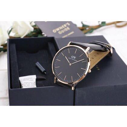 Đồng hồ nam Daniel Wellington Classic Black. TẶNG KÈM CẶP DÂY DA