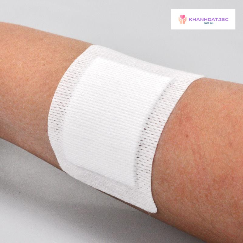 Combo băng dính có gạc vô khuẩn HETIS Non-Woven Pad dùng cho vết thương hở, sau phẫu thuật