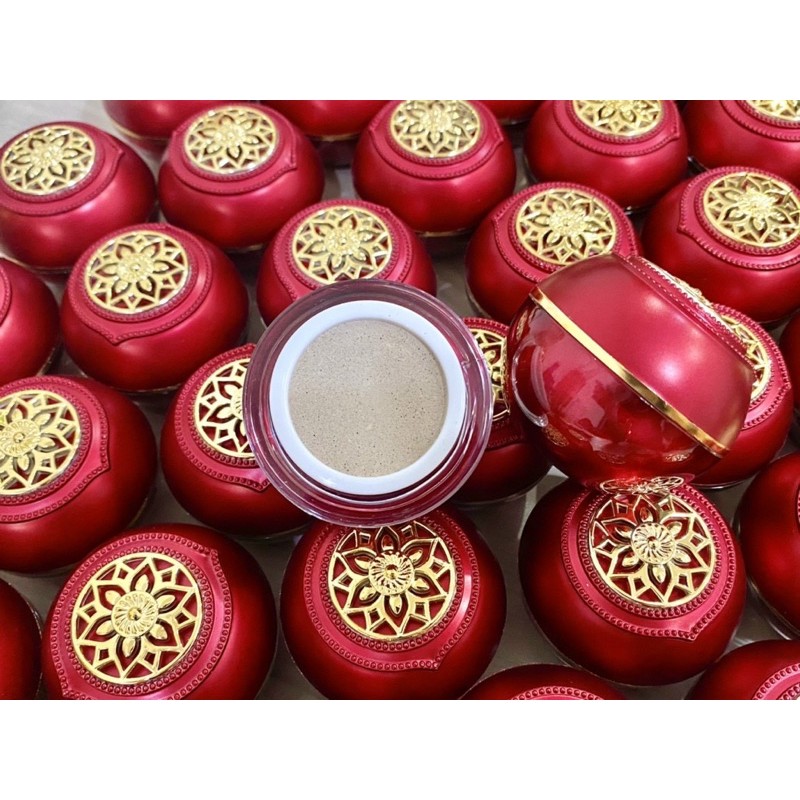 Kem sâm tái tạo da bong mạnh điề.u tr.ị mụn nám (nền thường)