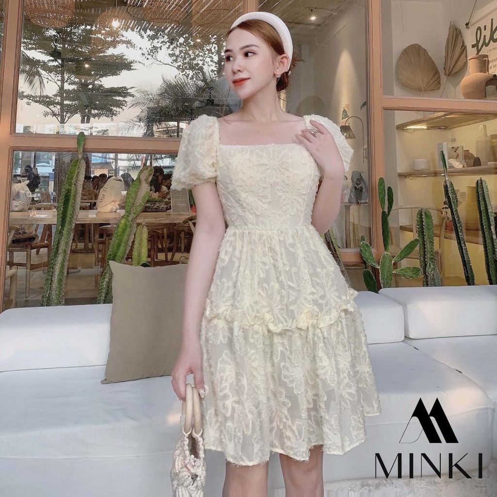 Váy Cổ Vuông Hở Lưng -  100% Lụa Lông Vũ Cao Cấp - 2 màu Xanh - Trắng - Đầm Xòe Tôn Dáng Dáng Yêu | BigBuy360 - bigbuy360.vn