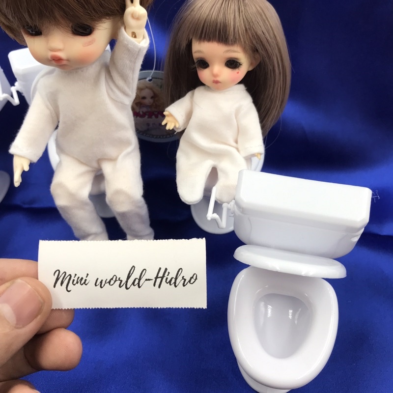 Toilet bồn cầu nhà vệ sinh wc Mini tí hon dùng cho trang trí nhà búp bê BJD tỉ lệ 1/12, 1/8. Dollhouse, miniature