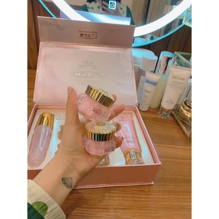 Bộ Kem Hoàng Cung Hồng Víp Kim Cương Mờ Nám Trắng Da | BigBuy360 - bigbuy360.vn