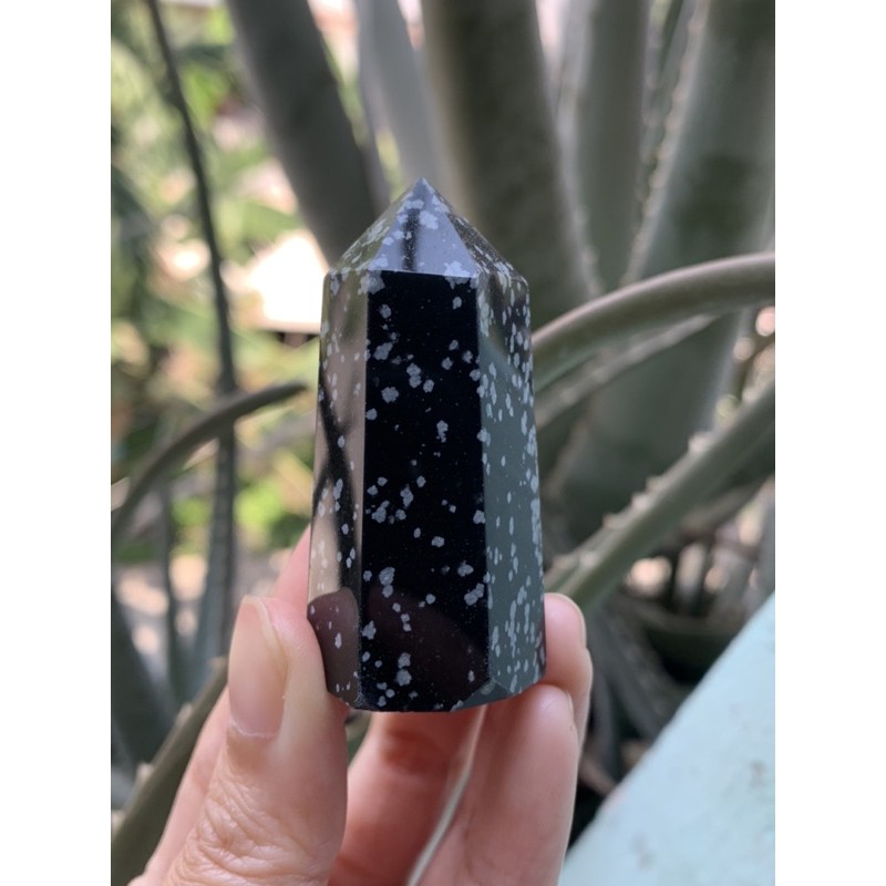 Trụ Snowflake obsidian
