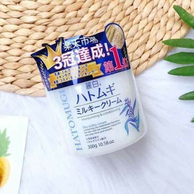 Kem dưỡng ẩm chiết xuất Hạt Ý Dĩ Reihaku Hatomugi Milky Cream 300g