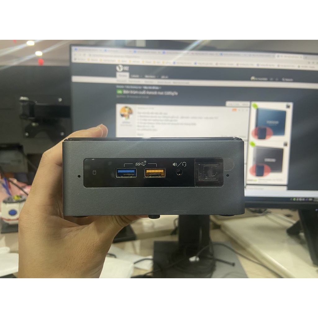 Mini PC Intel Nuc8i3