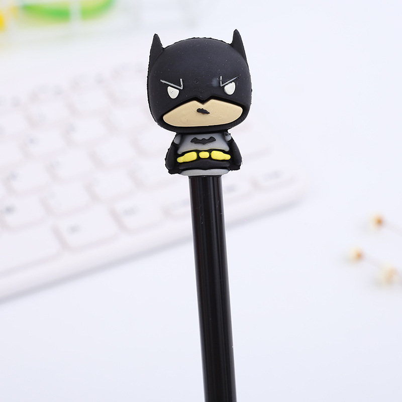 1 bút Gel mực đen hình Batman thiết kế sáng tạo