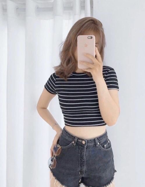 Áo Thun Croptop Sọc Ngang Nhiều Màu