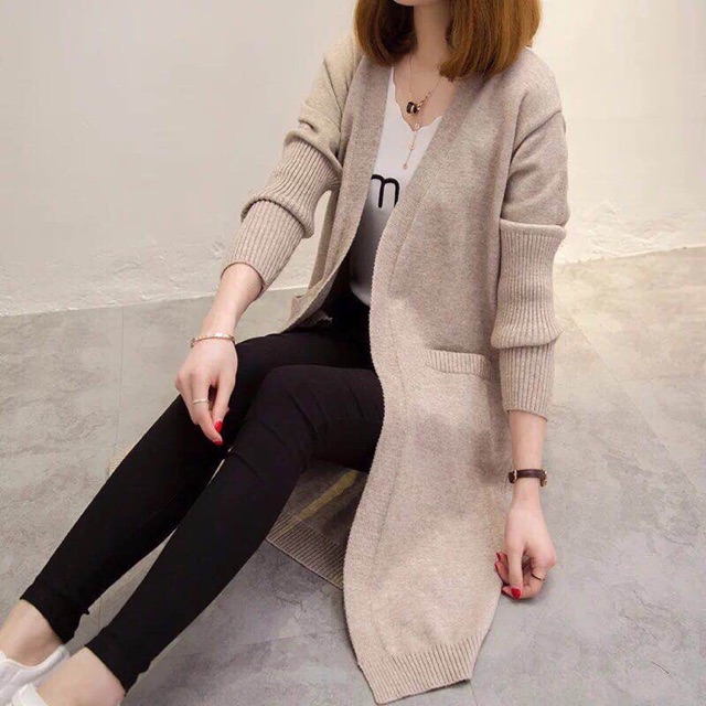 Khoác len cardigan thời trang và bầu bí