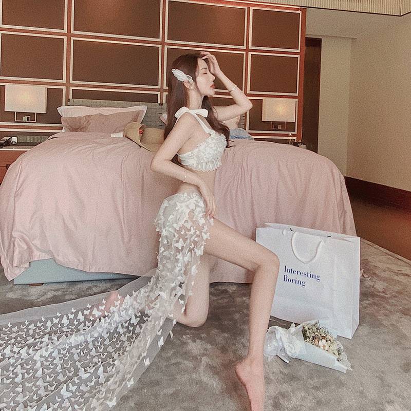 Three-piece women's white swimsuit Korean style princess lace bikini fairy split swimwear | BigBuy360 - bigbuy360.vn