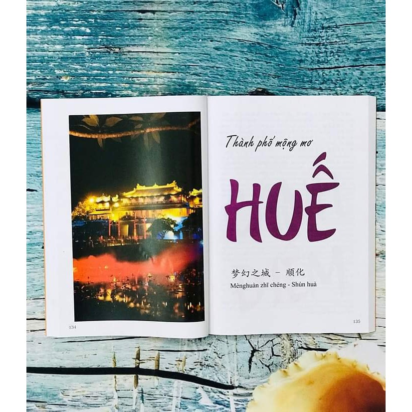 Sách - Du lịch Việt Nam Ẩm Thực và Cảnh Điểm song ngữ Trung - Việt có phiên âm phiên bản mới 2019 có mp3 nghe + DVD nghe | BigBuy360 - bigbuy360.vn