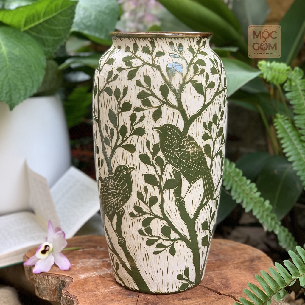 Bình hoa Bát Tràng gốm khắc nổi họa tiết chim trên cành cây | Mộc Gốm MG107