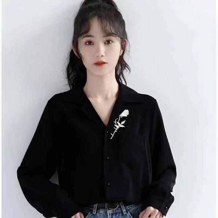 Áo Sơ Mi Đen Tay Ngắn Thêu Hoa Thời Trang Mùa Hè 2022 Cho Nữ