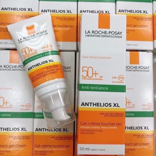 Kem chống nắng La Roche Posay Vạch xanh cho da dầu mụn