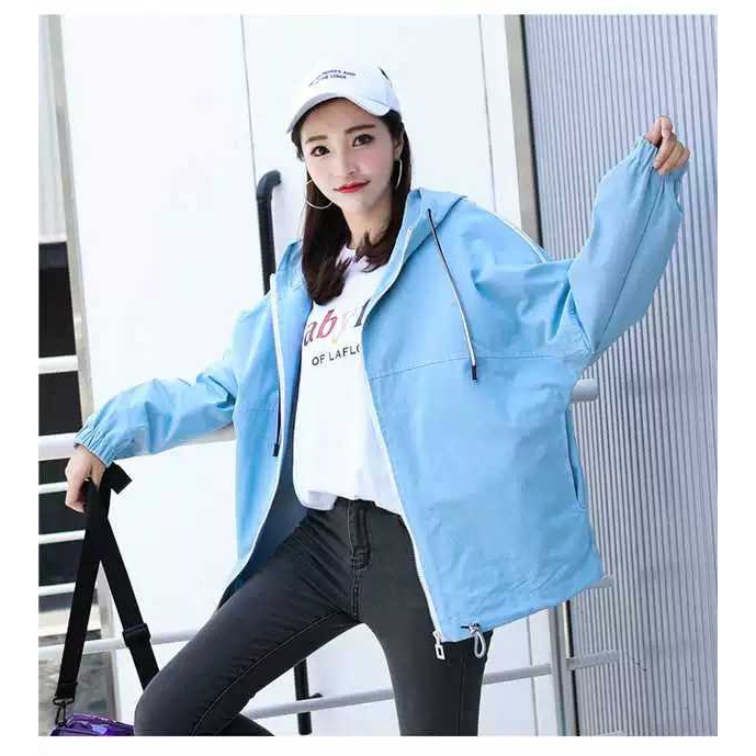 Áo khoác nữ dù in 22 inches độc lạ