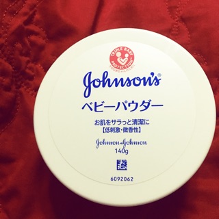 Phấn rôm Nhật bản Johnson baby