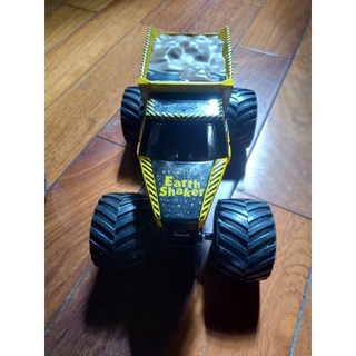 Mô hình xe monster jam, tỉ lệ 1:24