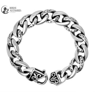 Vòng Tay Nam Họa Tiết Chrome Heart Cổ Điển Chất Liệu Bạc 925 Không Gỉ Phong Cách Trẻ Trung Sang Trọng