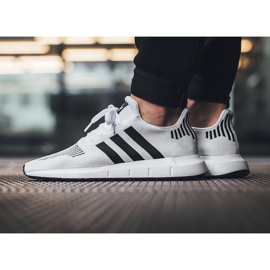 [ HÀNG CHÍNH HÃNG ] Giày Adidas Swift Run White Black ( CQ2116 ) - HÀNG CHÍNH HÃNG 100%