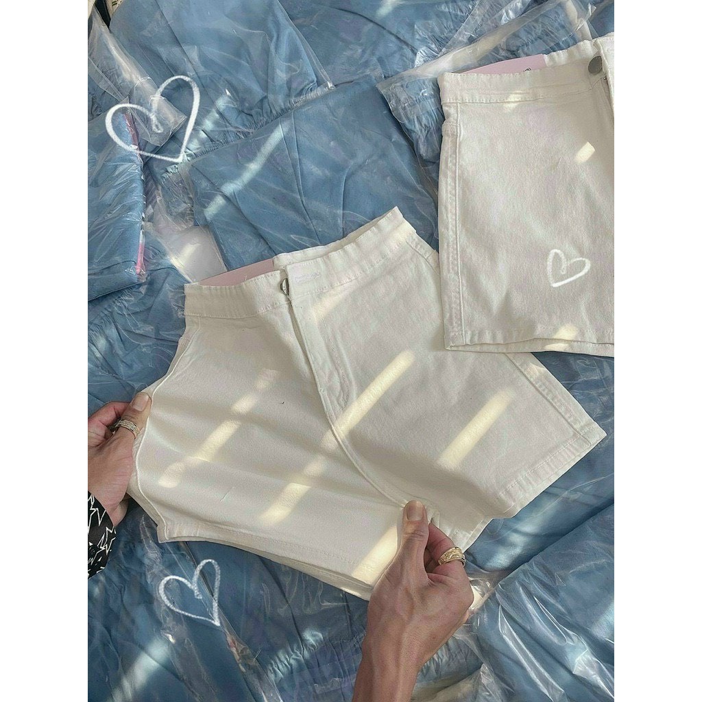 Quần jean đùi trơn lưng cao ko túi xinh loại có line ko tua rua