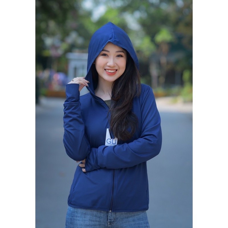 Áo chống nắng thông hơi GU khẩu trang cao kèm khóa mũ | BigBuy360 - bigbuy360.vn