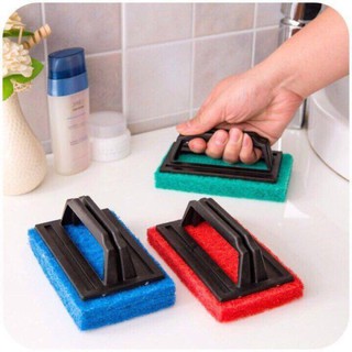 Bàn chải bọt biển có tay cầm mẫu mới
