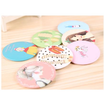 Gương cầm tay mini phong cách Hàn Quốc