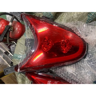 Đèn hậu xe máy điện vespa