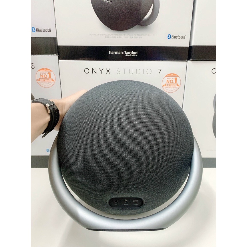 LOA BLUETOOTH HARMAN KARDON ONYX STUDIO 7/Loa Harman Kardon Onyx Studio 8