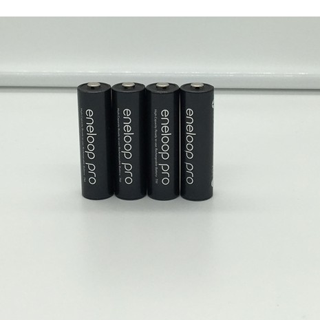 Vỉ 4 pin sạc AA 2500mAh eneloop pro