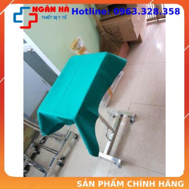 Bàn để dụng cụ phẫu thuật, bàn tít để dụng cụ phẫu thuật, dùng trong spa