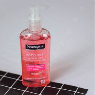Sữa Rửa Mặt Neutrogena Visibly Clear 200ml