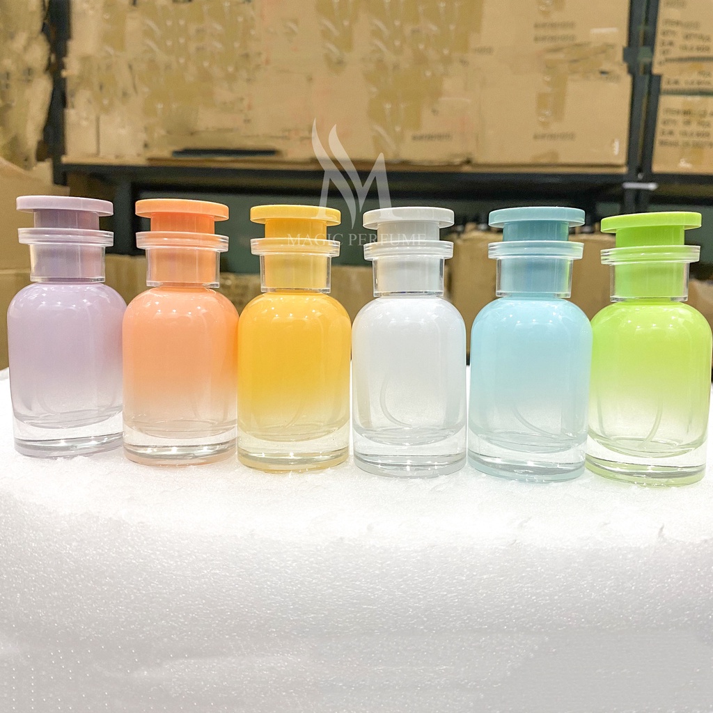 Chai đựng nước hoa thủy tinh màu cao cấp 30ml dạng xịt kiểu LV.