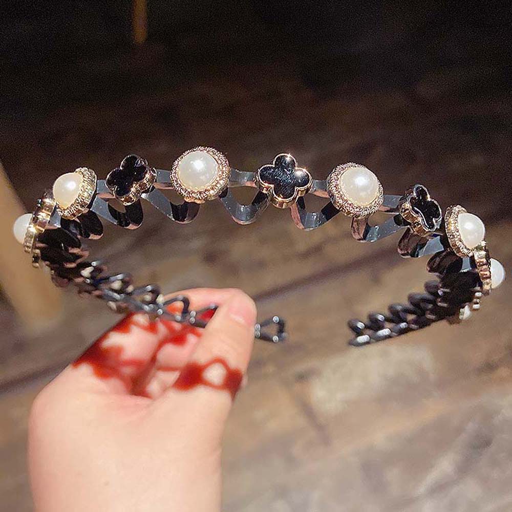 Băng Đô Cài Tóc Hình Cỏ Bốn Lá Đính Hạt Ngọc Trai Acrylic Đơn Giản Thời Trang Hàn Quốc Cho Nữ