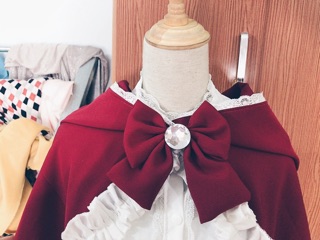 Váy lolita đỏ trắng