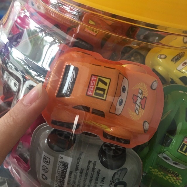 Lọ 60 chiếc oto đồ chơi