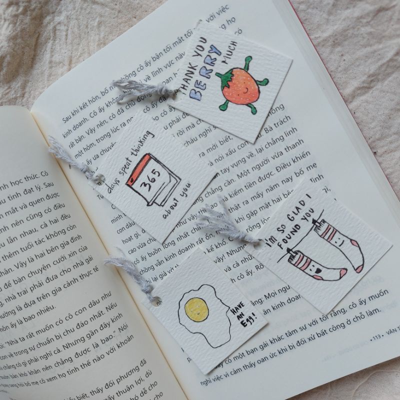 (Vẽ tay) Set 3 cái kẹp sách/ Bookmark handmade (2)