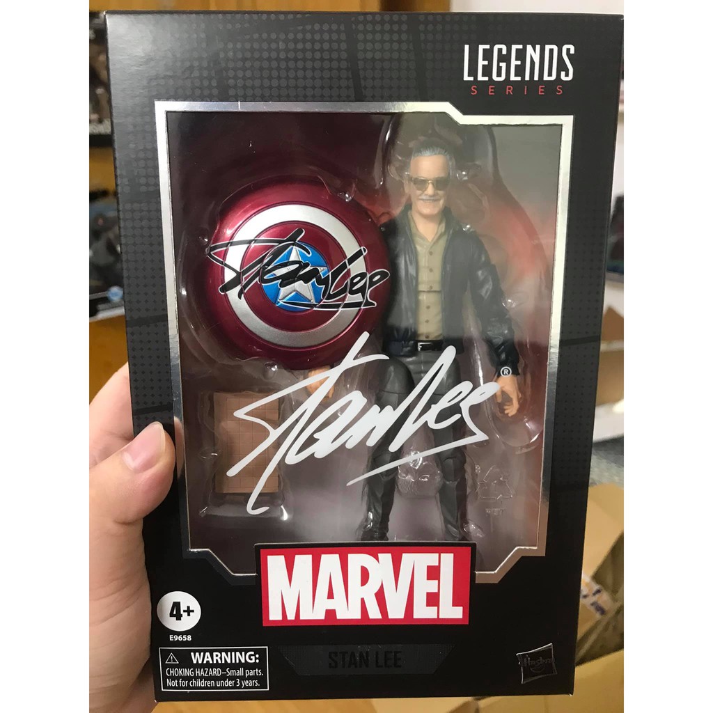 Mô hình Marvel Legends Stan Lee