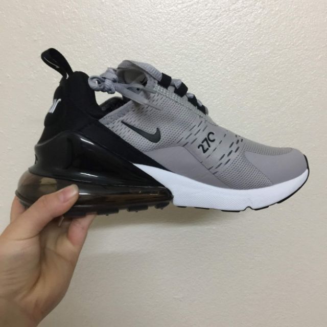 Giày air max 270