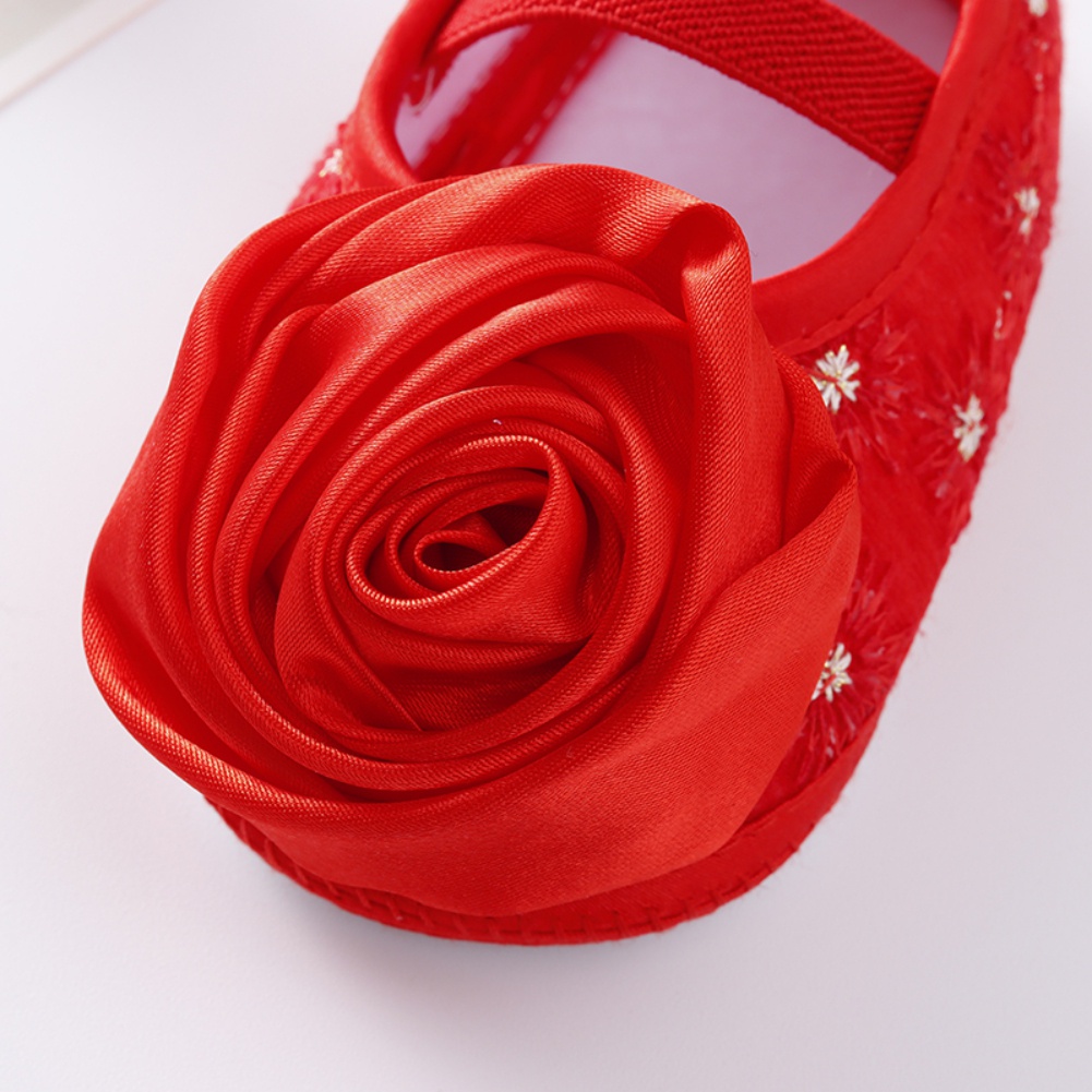 Giày ĐíNh Hoa MềM MạI Cho Bé Sơ Sinh