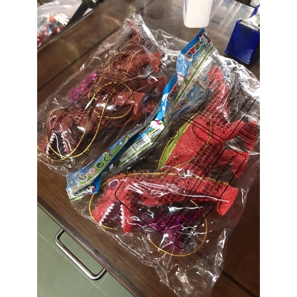 Khủng Long pin cõng con nhạc đèn ( tặng kèm pin)