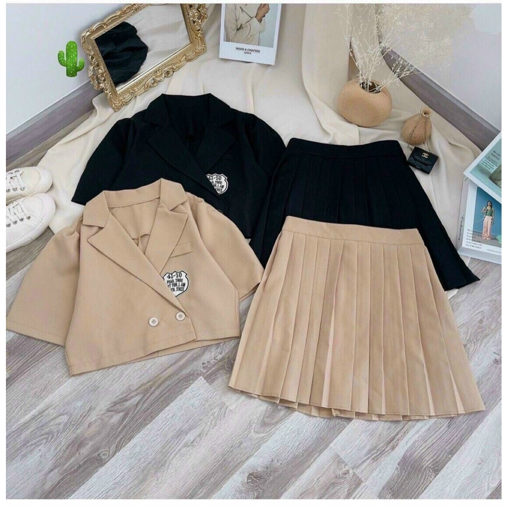 sét bộ váy áo vest thêu logo phối cv xếp li có lót trong